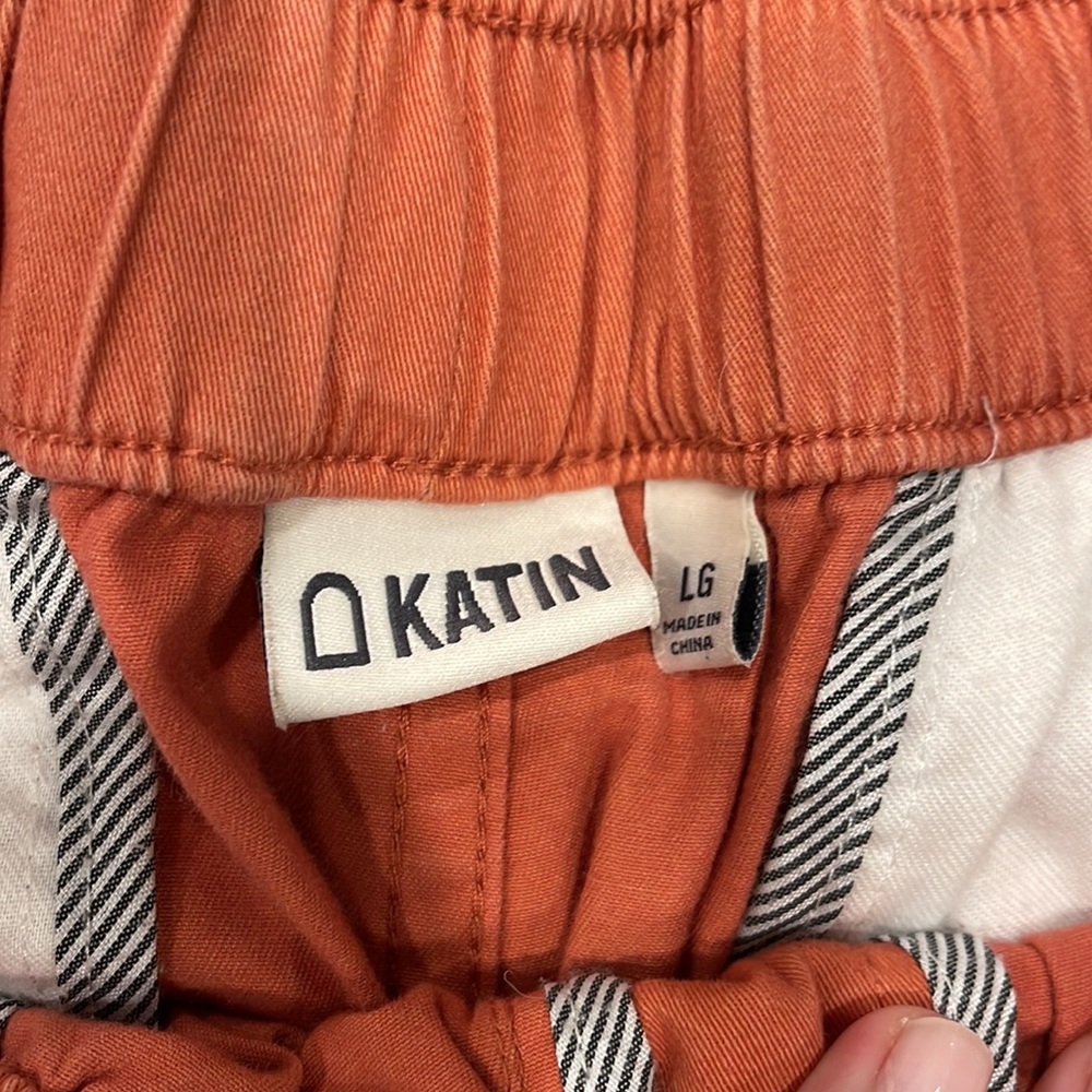 KATIN | men’s chino shorts - Picture 2 of 3